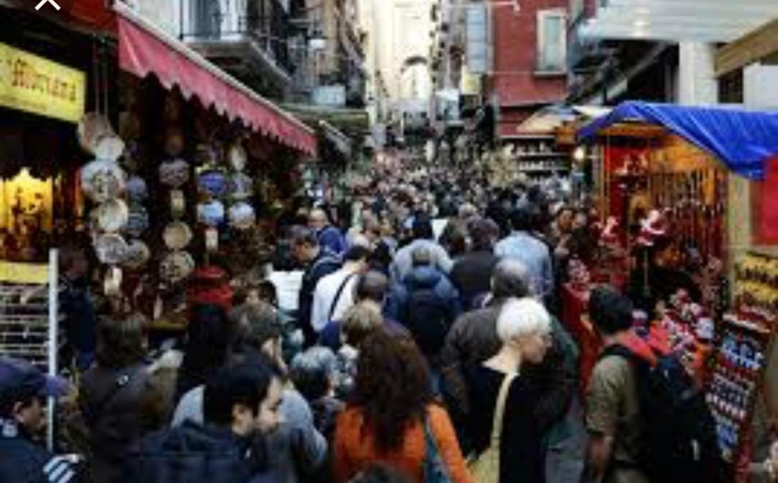 Casa Vacanza Da Totore Napoli Bagian luar foto