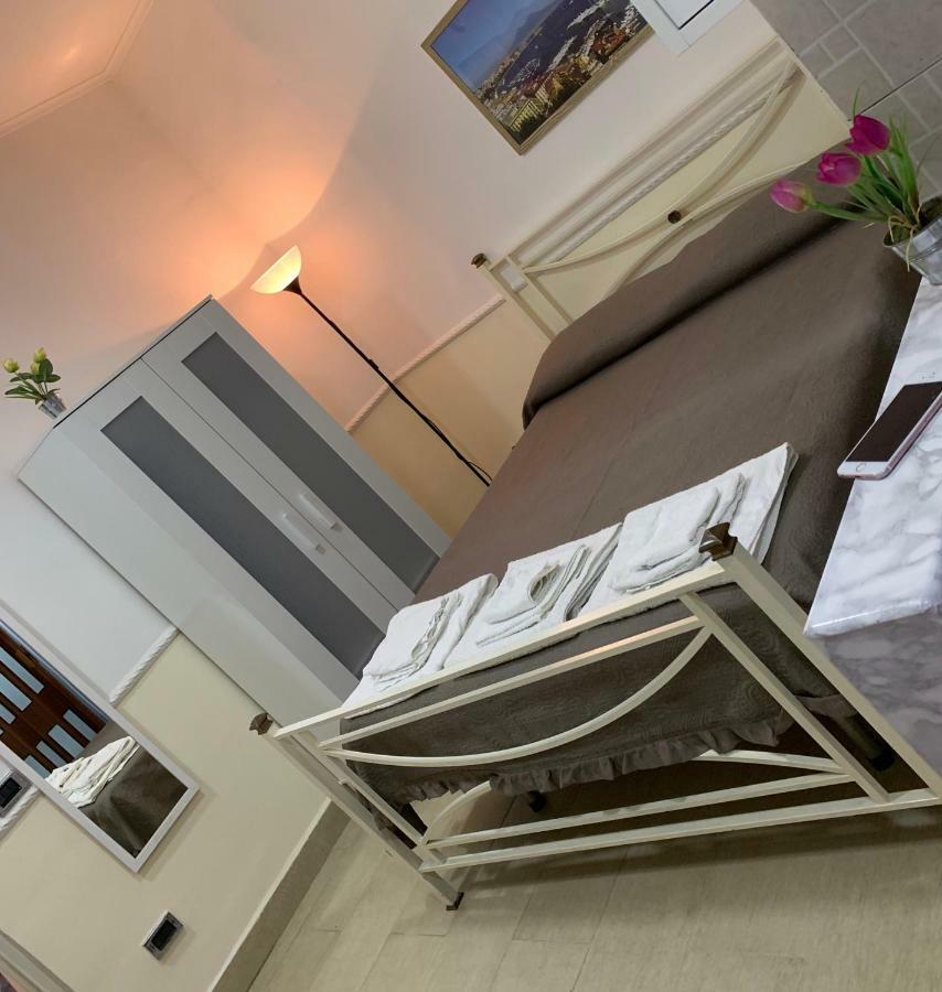 Casa Vacanza Da Totore Napoli Bagian luar foto